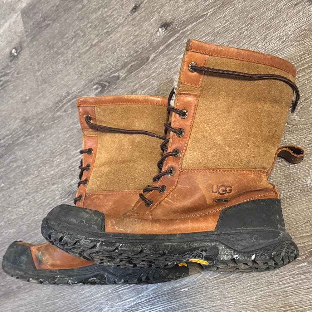 UGG Men's Rugged Brown and Tan Snow Boots